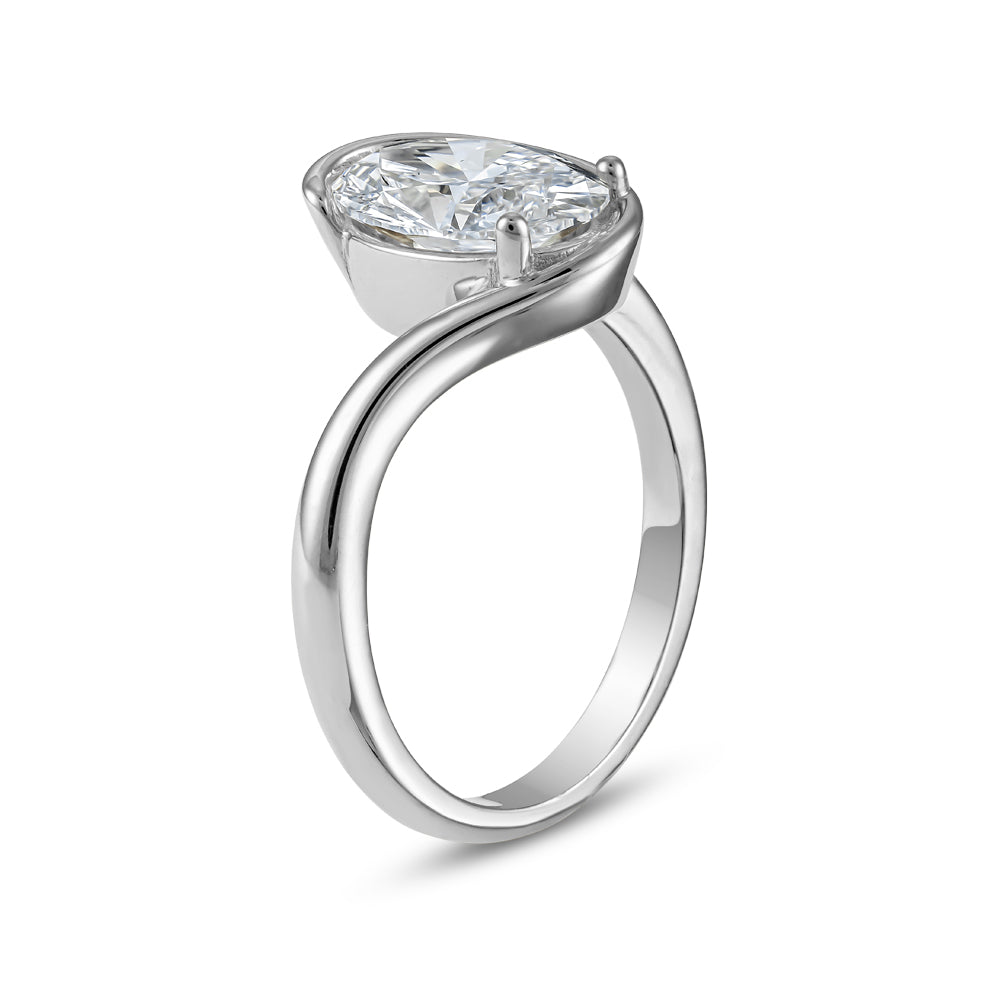 Bague Minimaliste en Or 14k avec Diamant Ovale de 2 Carats - Semi Bezel