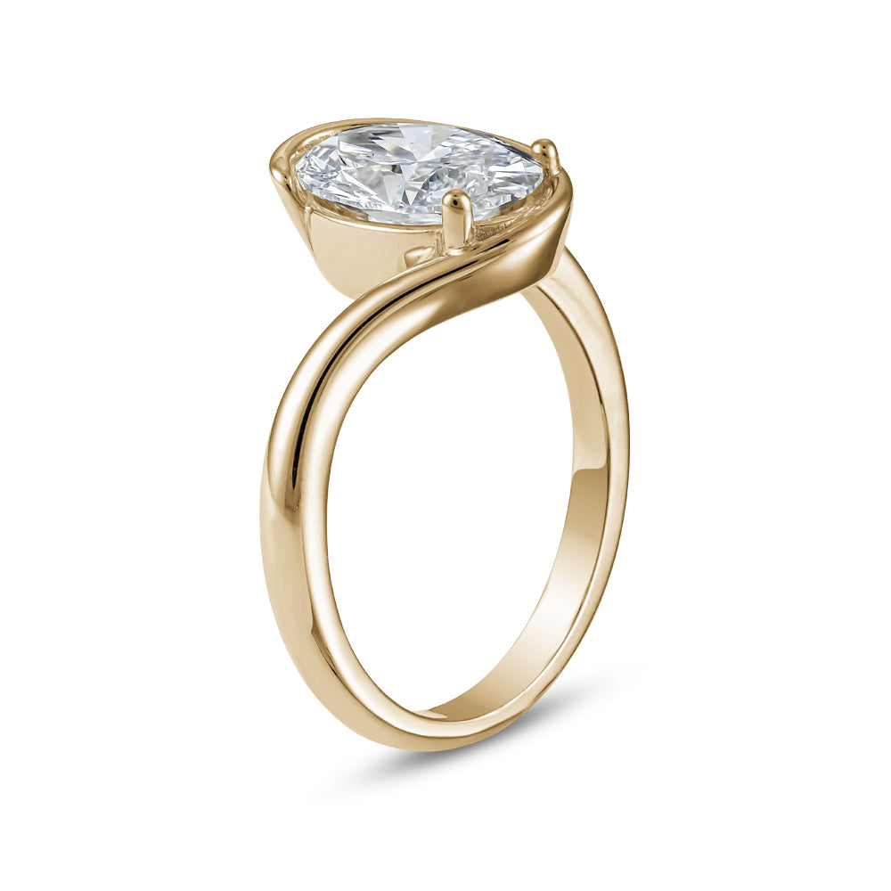 Bague Minimaliste en Or 14k avec Diamant Ovale de 2 Carats - Semi Bezel