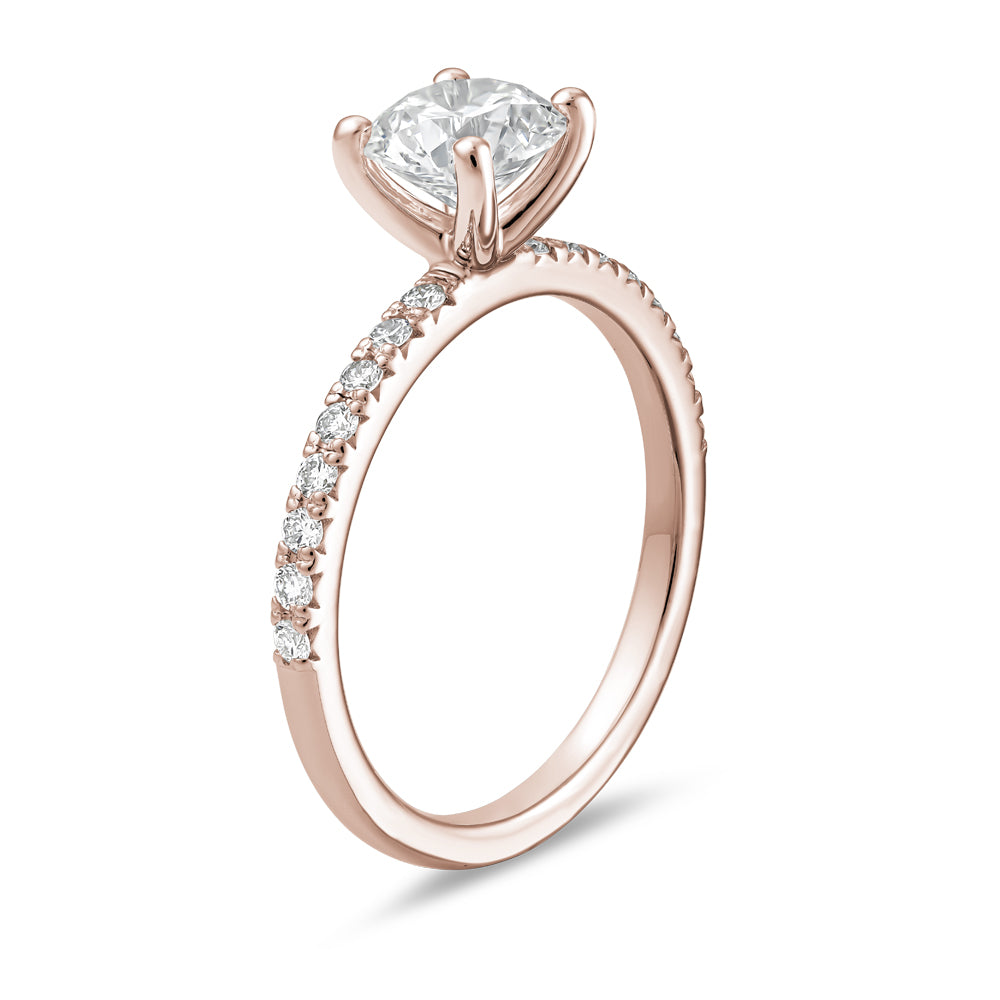 Classic Ring with 1.00 Ct Round Center Diamond and Diamond Pave