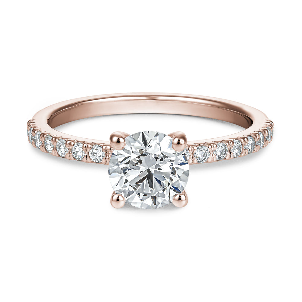 Classic Ring with 1.00 Ct Round Center Diamond and Diamond Pave