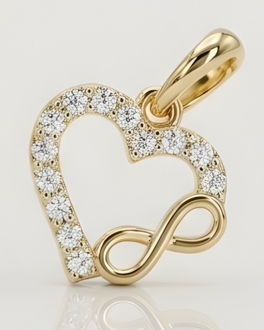 AMOUR ÉTERNEL | Collier avec pendentif représentant l’amour éternel en or 10k