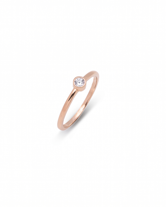 Bague minimaliste en or 14k et diamant de 0.05 ct
