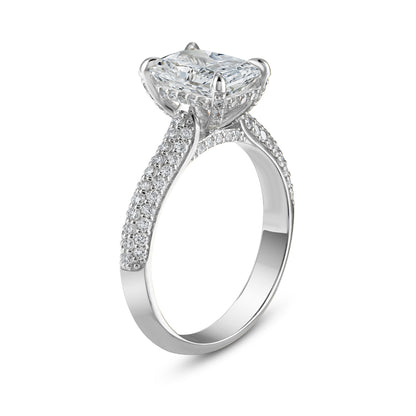 Bague en Or 14k avec Diamant Émeraude 2 Carats – Pavage Triple Rang & Under Halo Éclatant