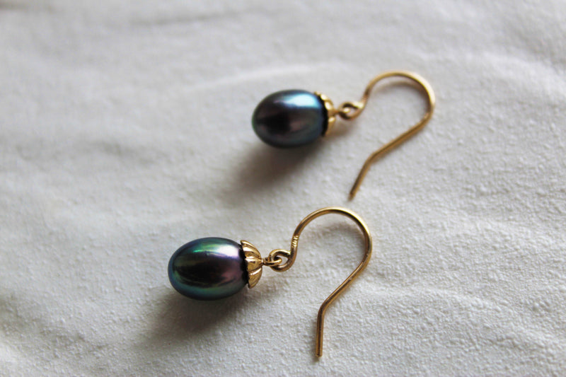 Boucles d'oreilles avec perles d'eau douce en or 14 carats, style vintage, perle noire