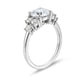 Bague Diamant Rond Central de 1,55 Carat et 6 Diamants d'Accent