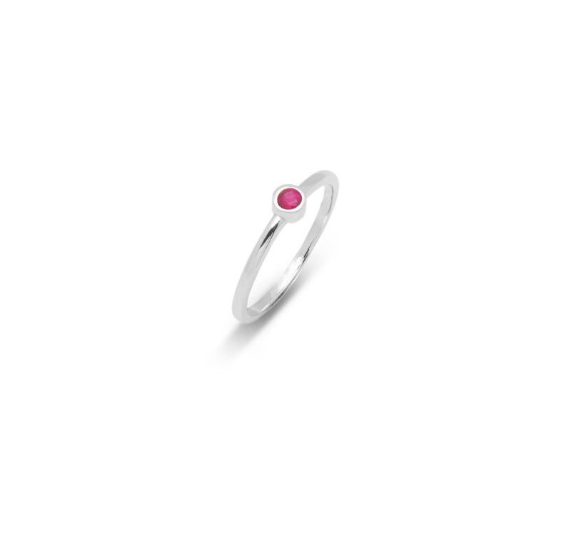 SATIN | Bague en or 14K et pierre ronde | Rubis