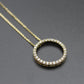 Collier rond en or et diamants. collier pour femme. collier serti de diamants. collier en diamants. pendentif en or pour femme. pendentif avec diamants montréal. collier 14 kt.