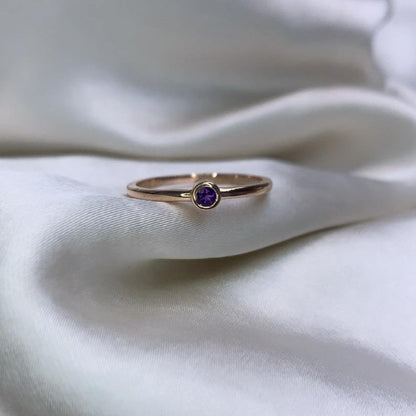 SATIN | Bague en or 14 carats et pierre ronde | Améthyste - Bijouterie Viko