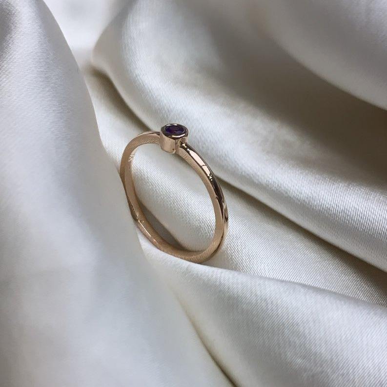SATIN | Bague en or 14 carats et pierre ronde | Améthyste - Bijouterie Viko