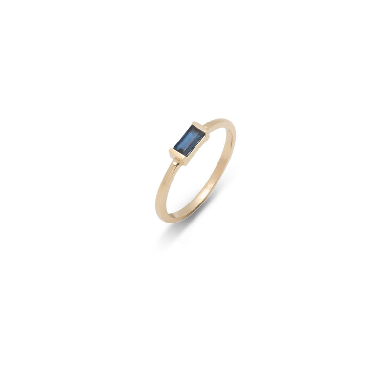 SATIN | Bague en or 14K et pierre baguette | Saphir